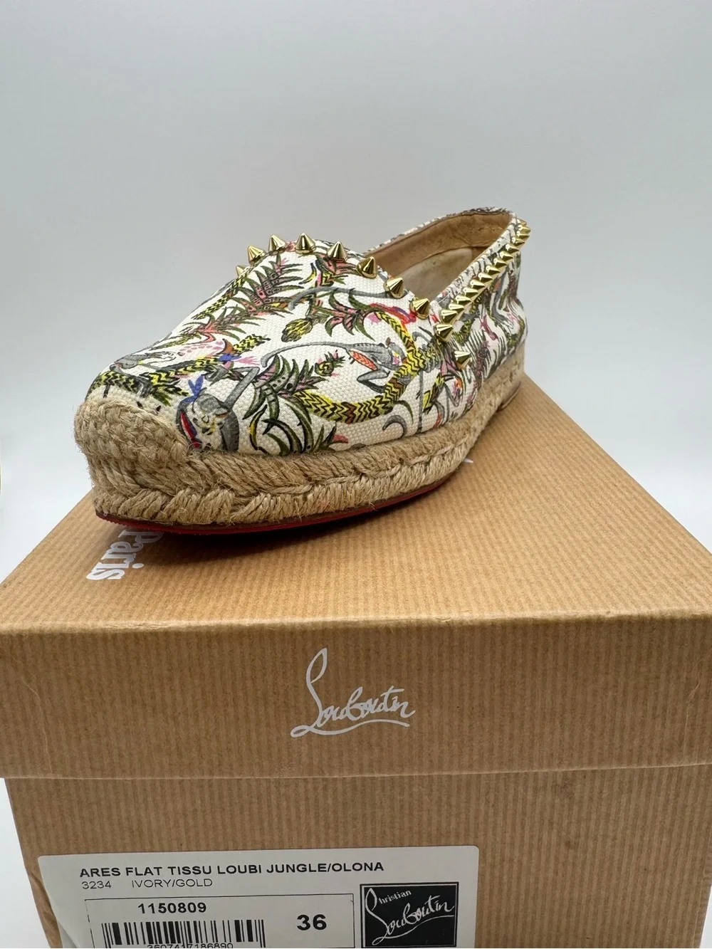 Christian Louboutin Ares Flat Loubi Jungle Espadrilles Gold Spikes Ivory EU 36
